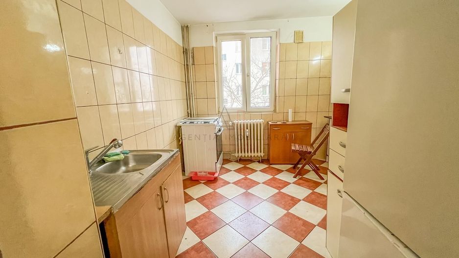 Apartament 3 camere Balcon Metrou  Raul Doamnei 1' - Poză 5