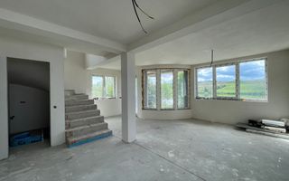 Casa individuala, dispusa trei nivele in Chinteni! - Poză 6