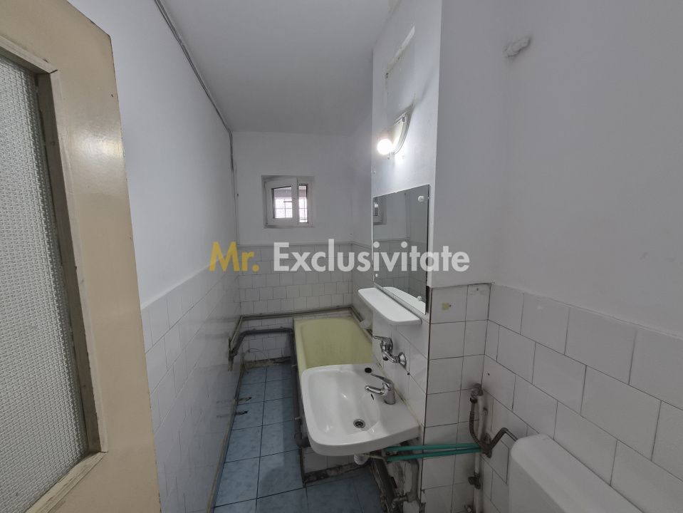 Spațiu comercial de închiriat- lângă spitalul Municipal Curtea de Argeș - Poză 6