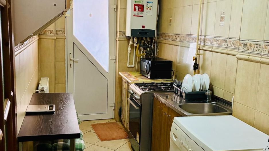 De inchiriat Apartament cu 3 CamereI Suceava/Mărășești I400Euro/Luna - Poză 5