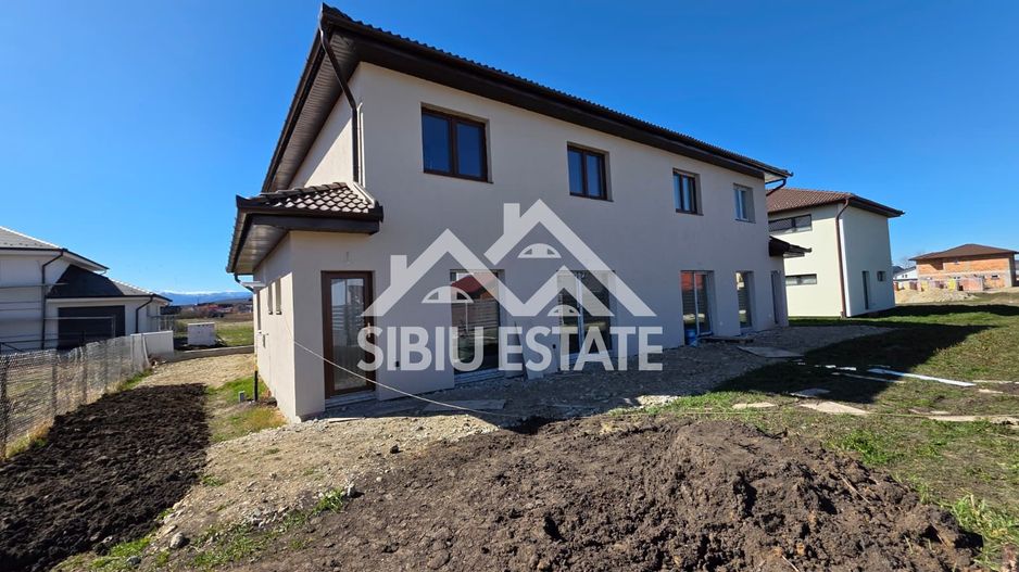 Duplex 5 camere ,super pret, Sura Mica ,Sibiu - Poză 6