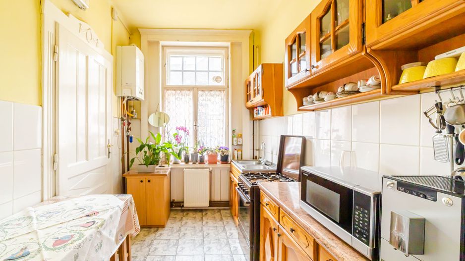 Proprietate vândută Apartament primitor într-o clădire deosebită - Poză 5