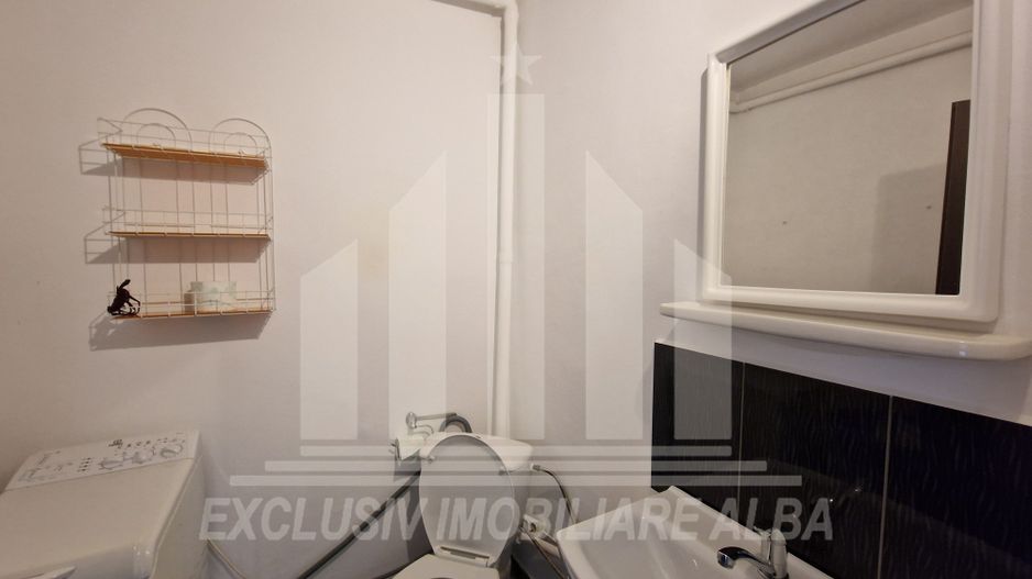 Apartament cu 4 camere decomandate, 2 bai, balcoane, Lidl-Cetate - Poză 4