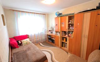 Apartament cu 4 camere, etaj 3, mobilat și utilat, VASLUI - GARĂ; - Poză 8