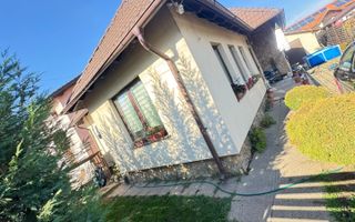 🏡 CASĂ DE VÂNZARE ÎNTR-O ZONĂ BUNĂ – CONFORT, SPAȚIU ȘI POSIBILITATE - Poză 2