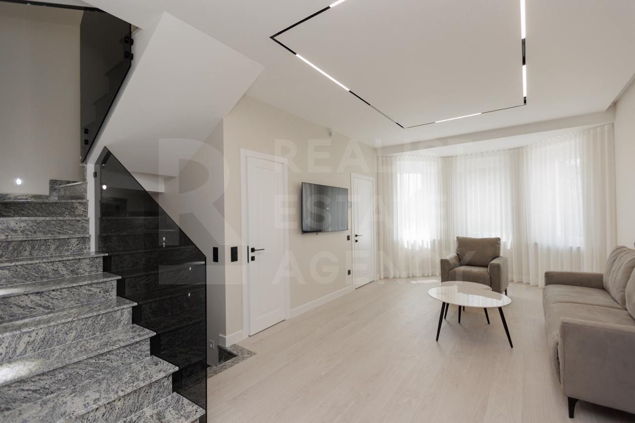 Chirie, casă, 4 camere, strada Plaiului, Botanica - Poză 3