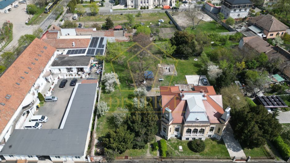 Vila isotorica cu teren de 3.900mp | Central - Poză 7