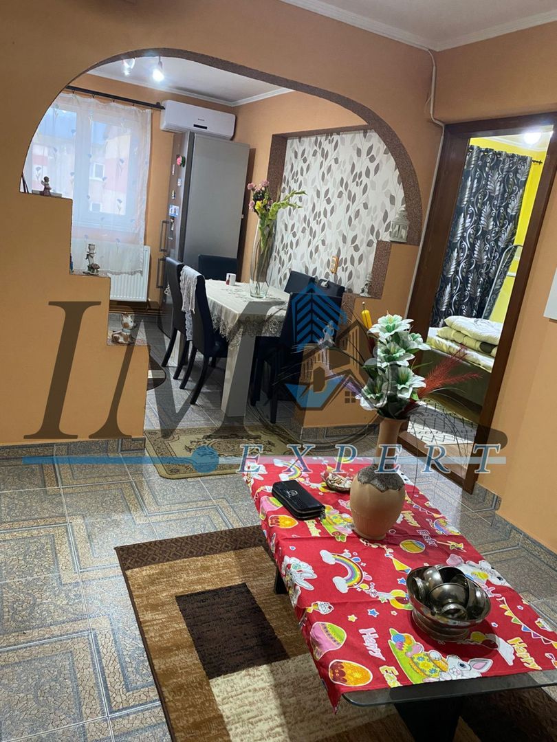 Apartament de vanzare 2 camere in Cetate Alba Iulia - Poză 3