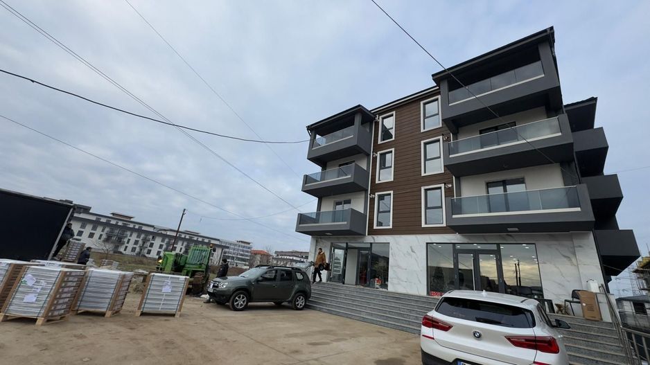 SPATIU COMERCIAL - FUNDENI, 12 LOCURI PARCARE INCLUSE, STRADA ASFALTATA - Poză 1