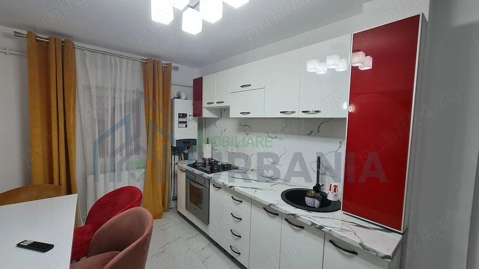 Apartament 3 camere de vânzare, Filiasi, mobilat și utilat, etaj 3 - Poză 4