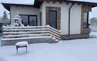 Casa Individuala Parter + Mansarda in Tunari - Poză 6