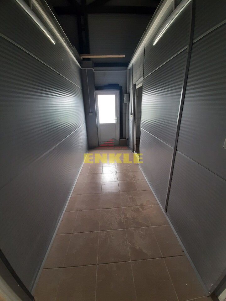 Hala de inchirat /vanzare 225 mp + teren 1100 mp, zona Hudum-la strada principala - Poză 4
