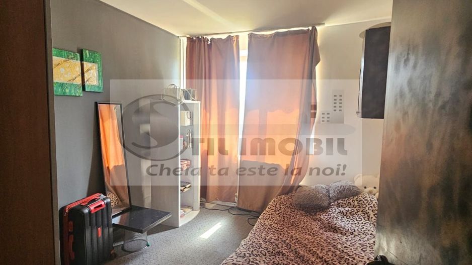 Apartament 3 camere decomandat - Podul Ros - Dedeman - Poză 3