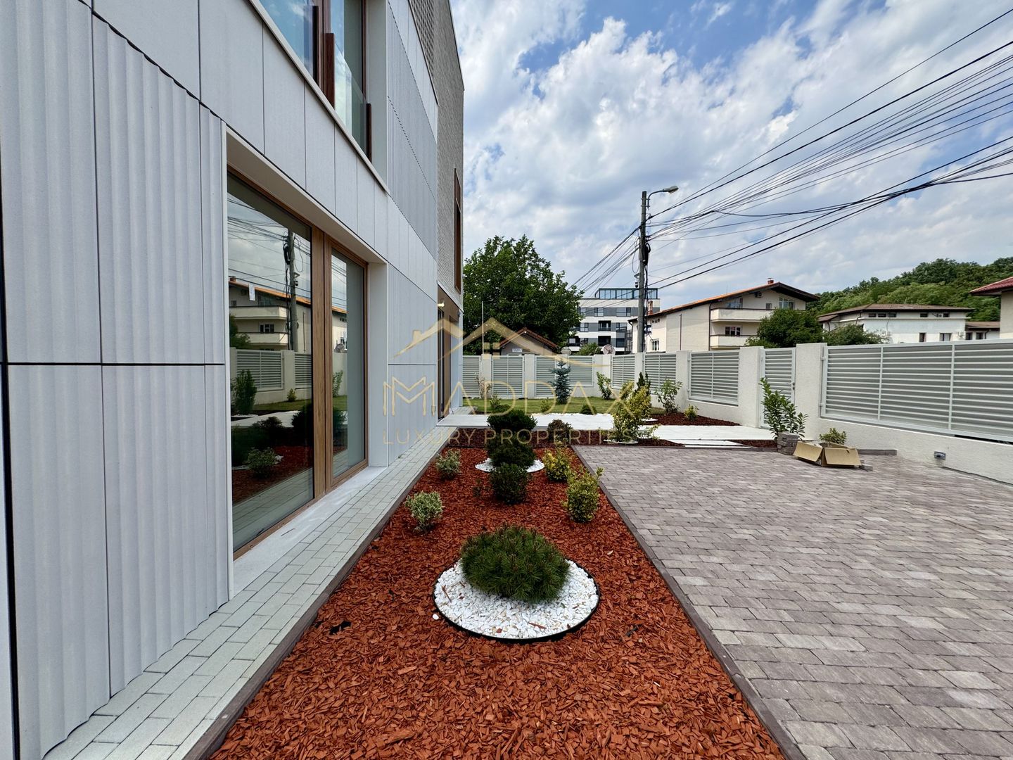 Vila cu 6 camere *575mp* / 12 locuri parcare // Pipera- Iancu Nicolae - Poză 74