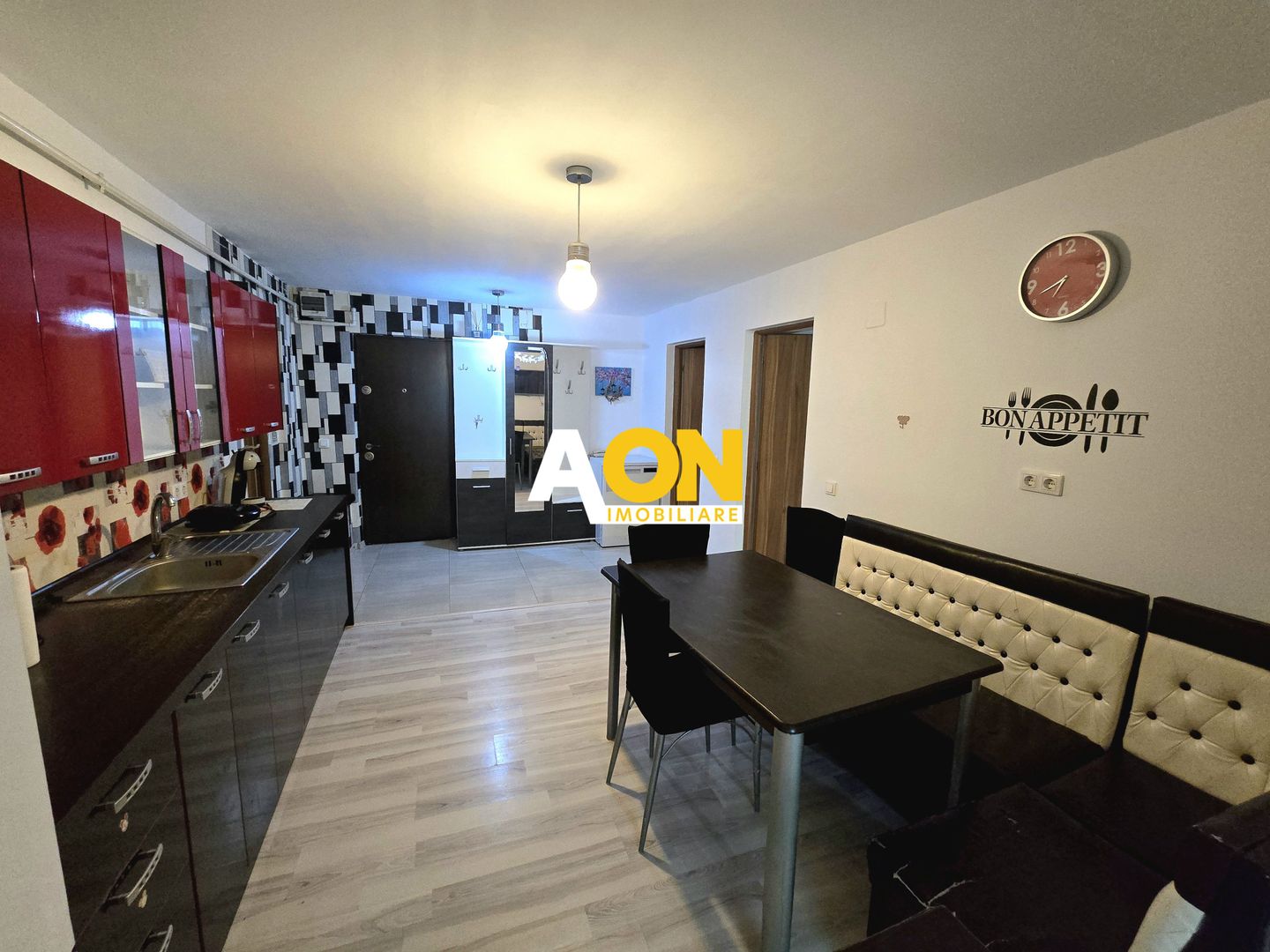 Apartament cu 2 Camere, 59mp, Complet Mobilat, Zona Electrica - Centru - Poză 2