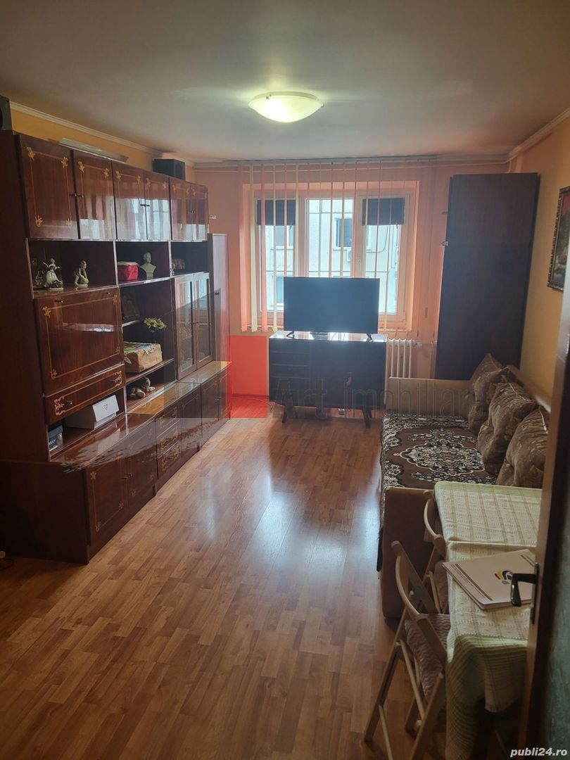 3 Camere Dristor - Poză 1