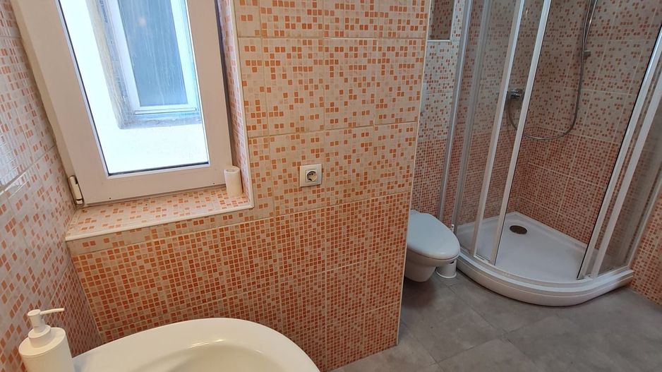 Apartament cu 3 camere de închiriat în zona Odobescu - Poză 9