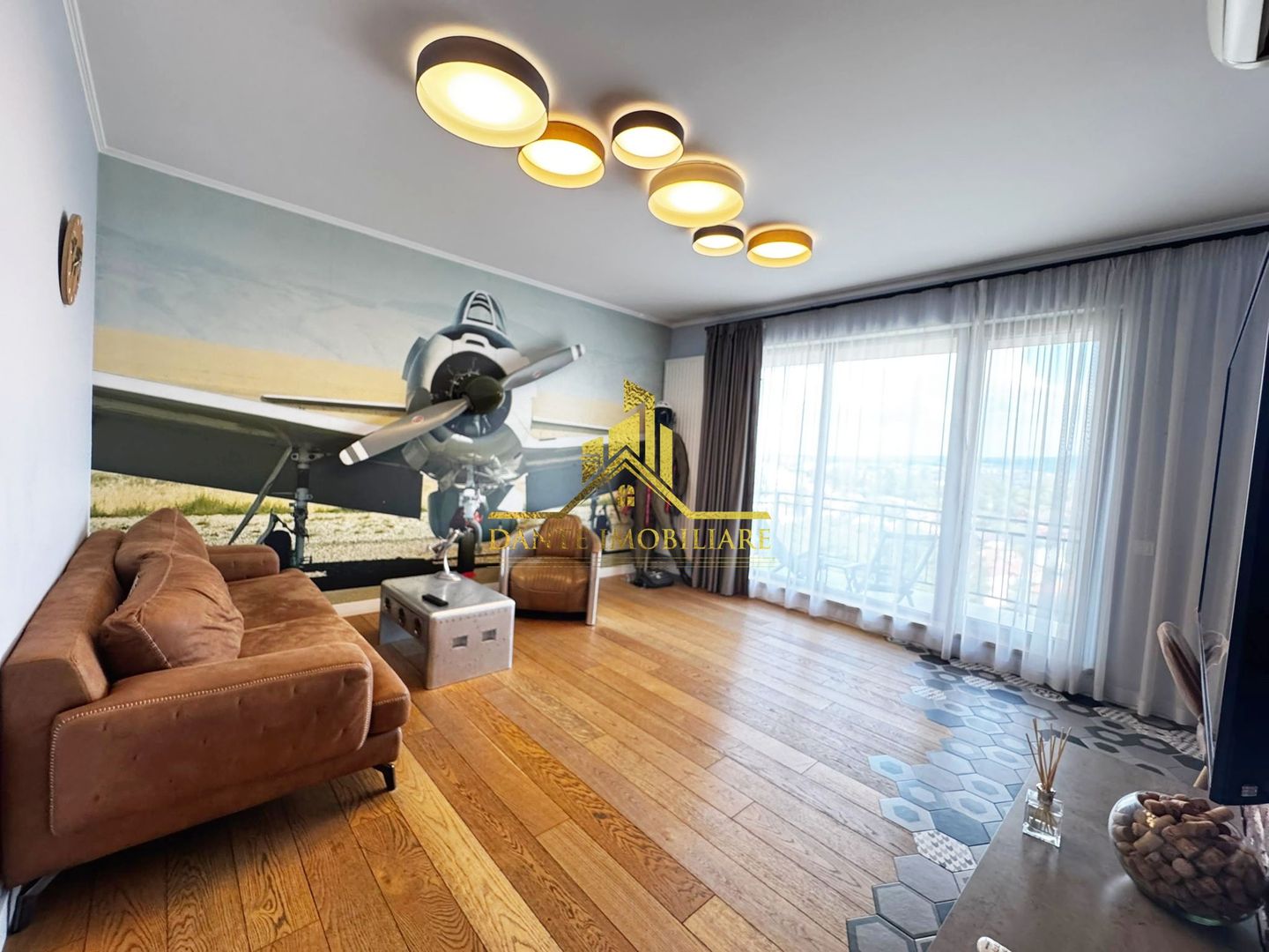 Penthouse, 3 camere, ultrafinisat, lux, terasa, jacuzzi, Sunny Hill - Poză 16