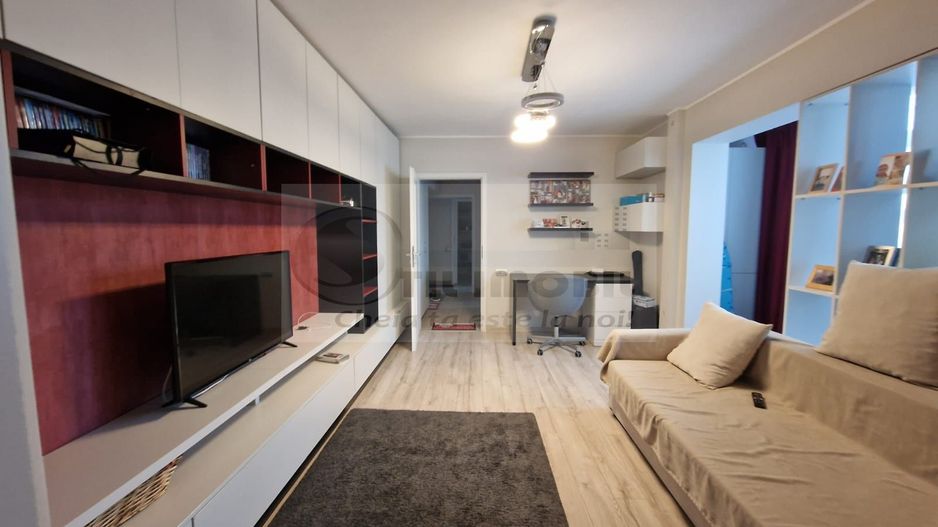 Liber, mobilat modern, apartament 3 camere, Tatarasi Posta, etaj 3/4 - Poză 6