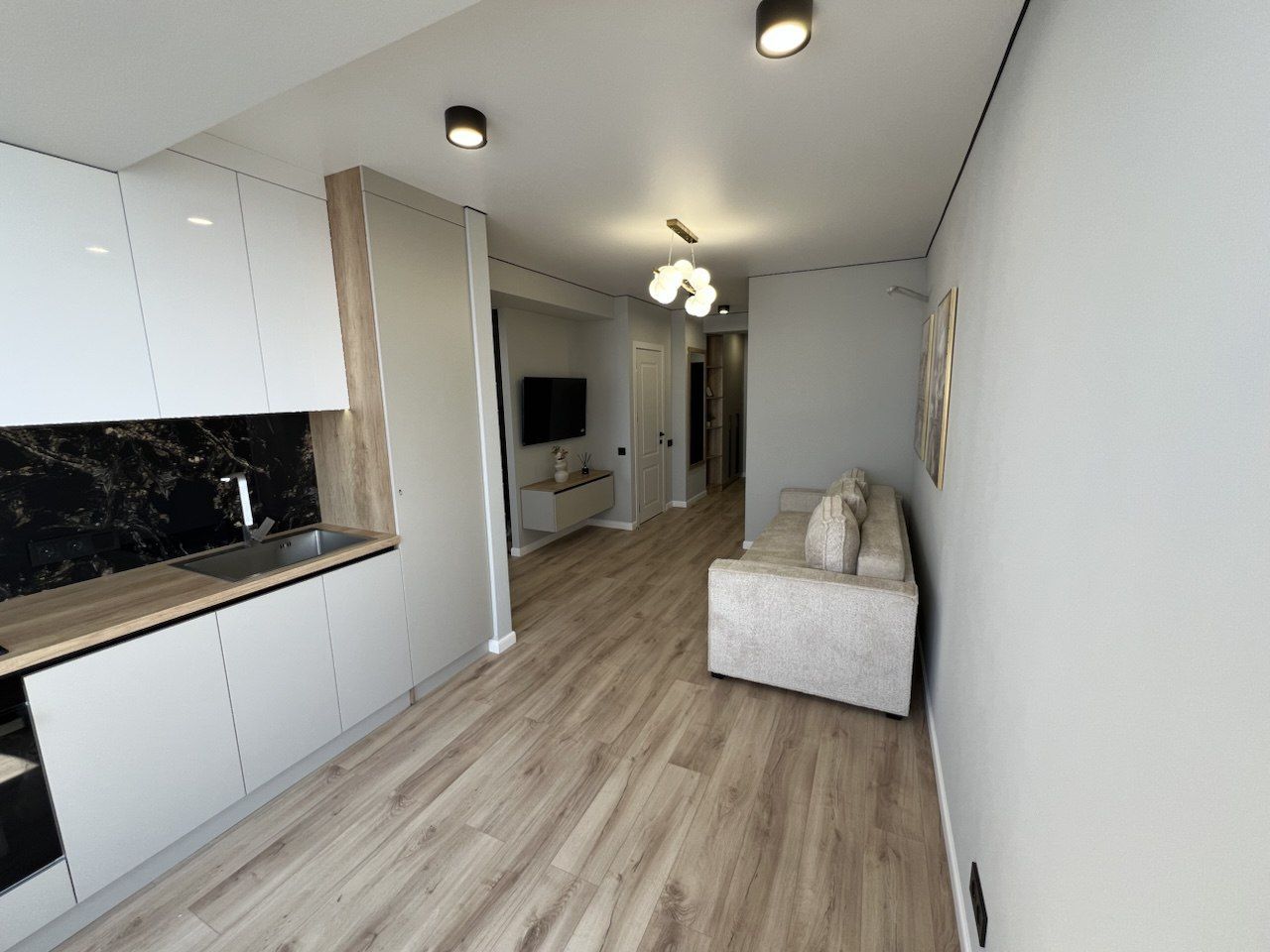 Apartament cu 3 odăi Nicons, Durlești - Poză 8