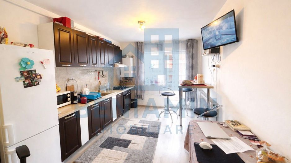 Apartament studio cu loc parcare 40mp terasa 7mp Sanpetru - Poză 3