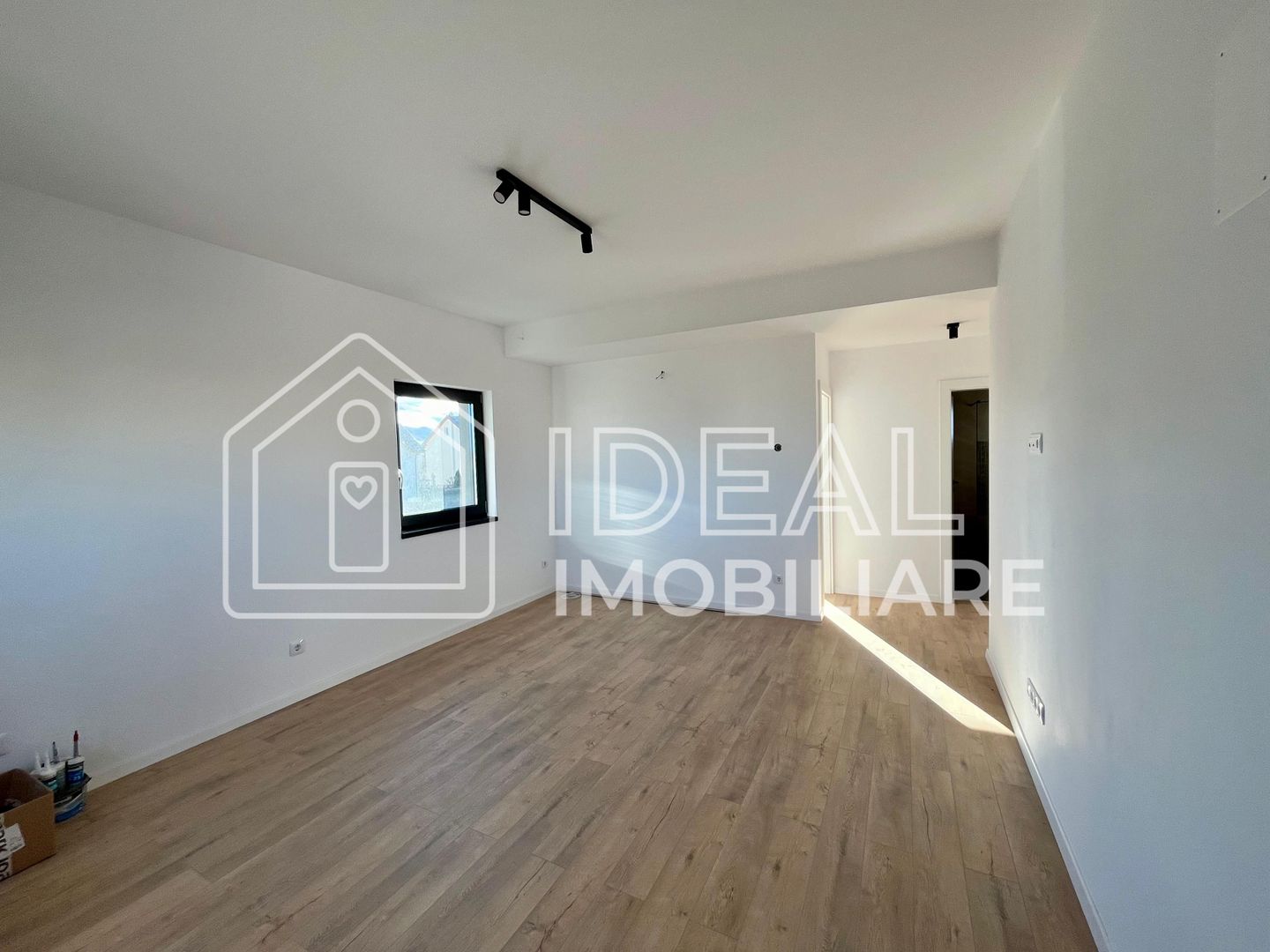 Apartament premium cu 4 camere și curte proprie – parter - Poză 5