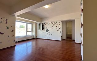Apartament de vânzare, etaj 2, Piața Sud