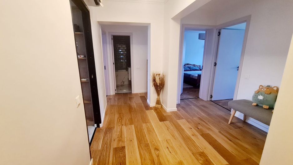 Apartament 4 camere de inchiriat - Zona Centrala - Poză 3