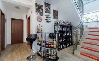 Vila spațioasă și elegantă, aproape de pădure – Tunari, Ilfov - Poză 3