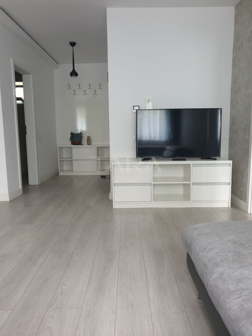 Apartament cu 3 camere de inchiriat in zona Semicentrala - Poză 6