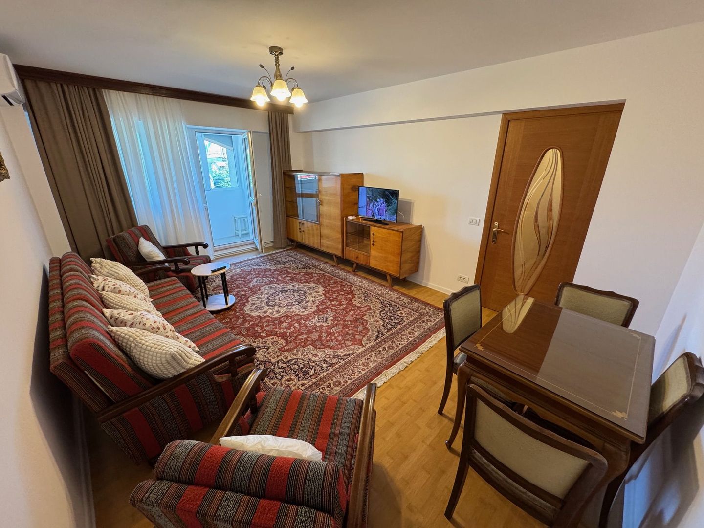 Apartament Otopeni Central 2 camere 64m2 utili - Poză 1