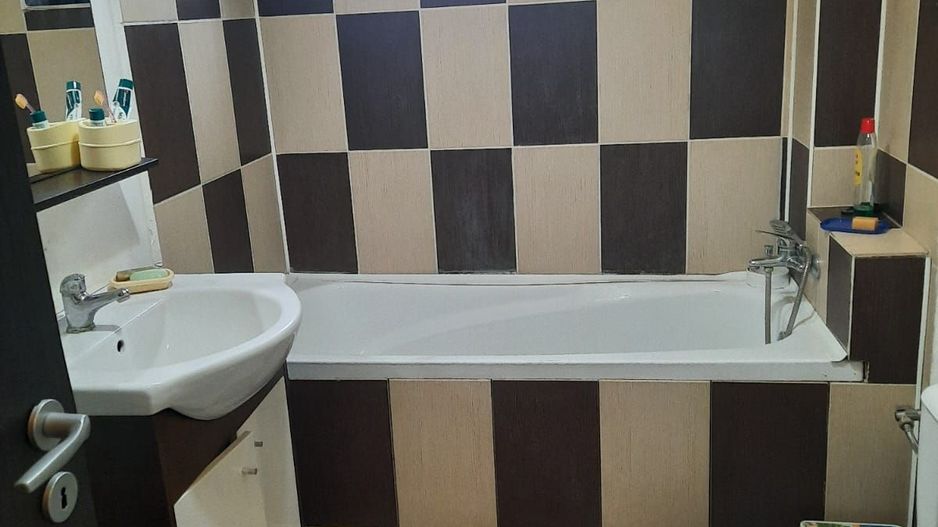 Vilă spațioasă cu 6 camere – Gruiu, Ilfov - Poză 11