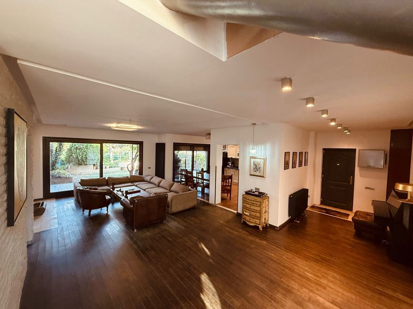 Vila 5 camere cu LIFT| Complex privat cu piscină | Iancu Nicolae - Poză 2