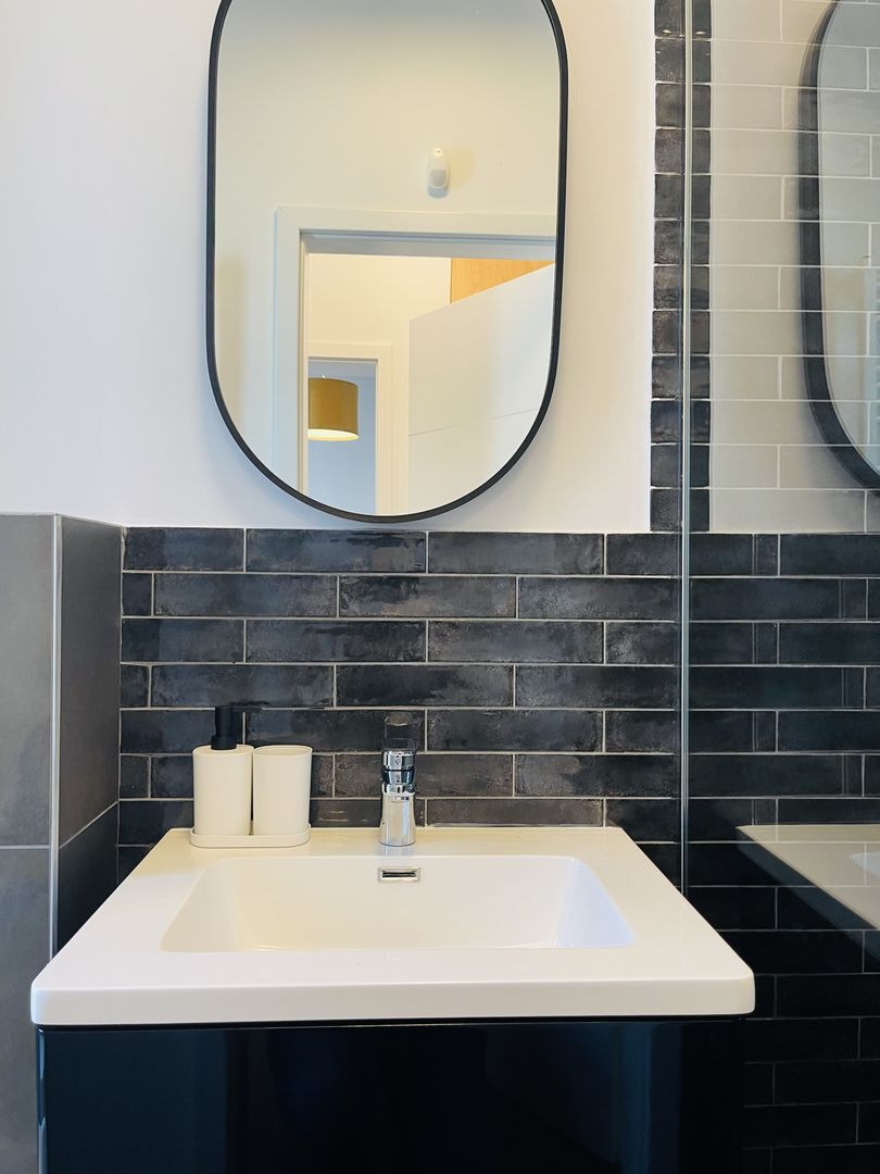 INCHIRIATA - Prima inchiriere, Segmentul Lux | Central | Panouri solare - Poză 42