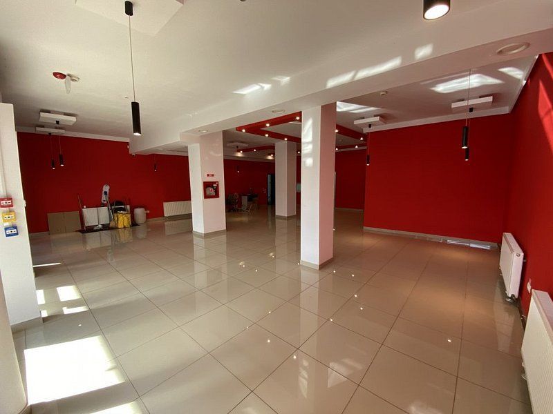 Spațiu comercial de închiriat – 246 mp – Complex Orizont - Poză 2