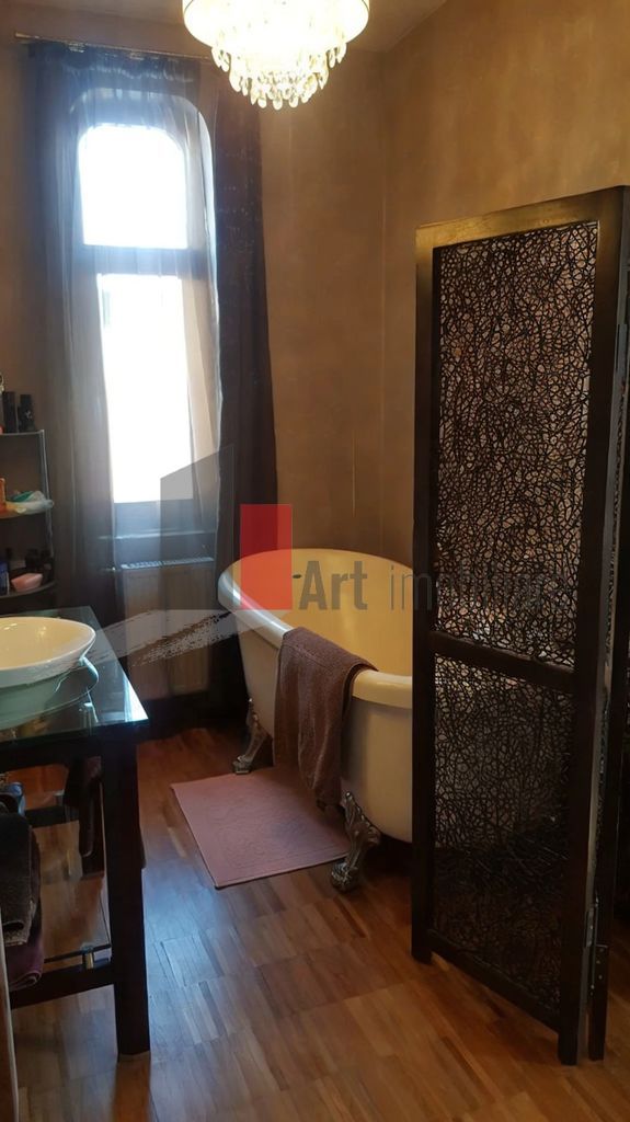 O vilă cu suflet, în inima unei oaze urbane,  D+P+2-190 mp utili - Poză 8