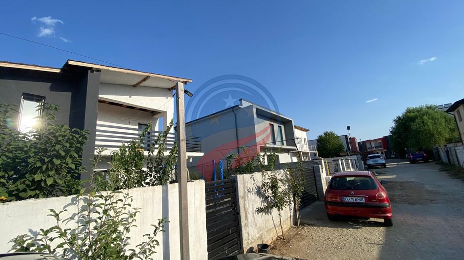 CASA NOUA CU TOATE UTILITATILE ZONA AEROPORT - Poză 1