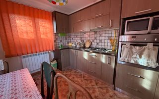 Casă ultracentrală | Rădăuți | 160 mp utili - Poză 3