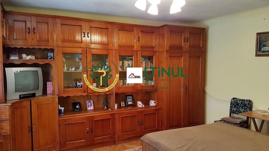 Apartament cu 3 camere în zona Est CU TITLU MODIFICAT - Poză 3