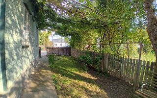 Casa cu  teren | 860 mp | Scoala generala 1 - Poză 1