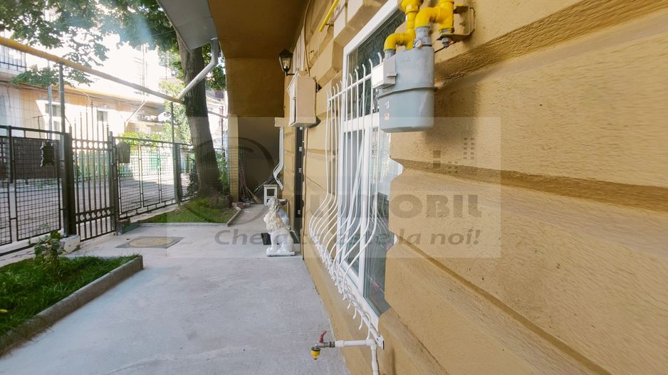 APARTAMENT ULTRACENTRAL , PIATA UNIRII, CUZA VODA 70 MP PLUS CURTE - Poză 52