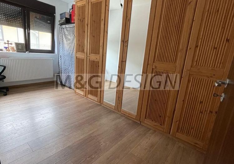 Apartament 3 camere în vilă  noua GIroc - Poză 5