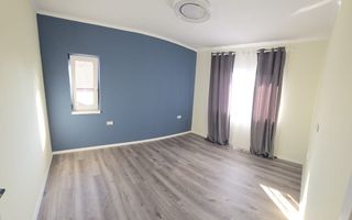 Duplex superb despartit prin garaj - Poză 13
