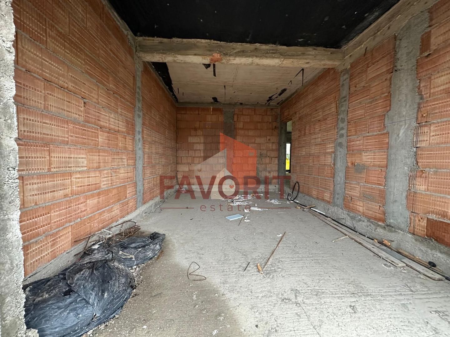 Duplex | Parter + Etaj | Toate utilitatile | Curte generoasa | Garaj | - Poză 12