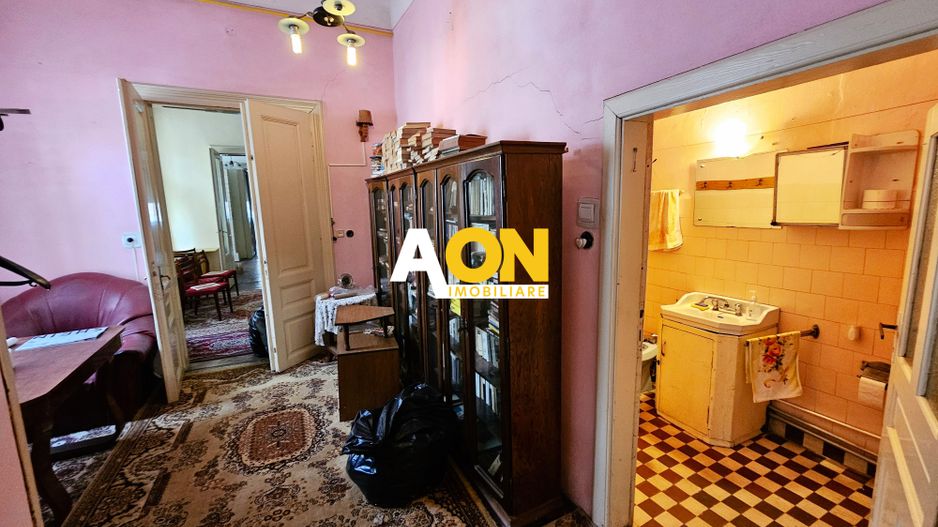 Casa 5 camere, 2 bai, 490 mp teren, Centru, pretabila pentru birouri - Poză 8