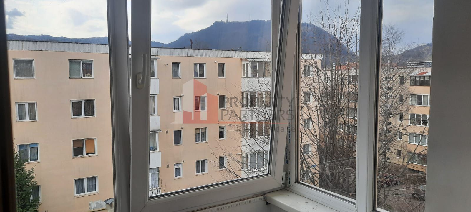 Apartament 3 camere Astra Brașov - Poză 2