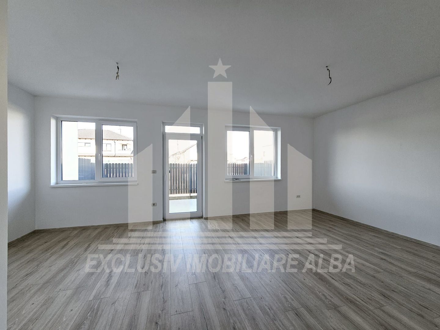 Casa insiruita de vanzare, Cetate - Poză 4