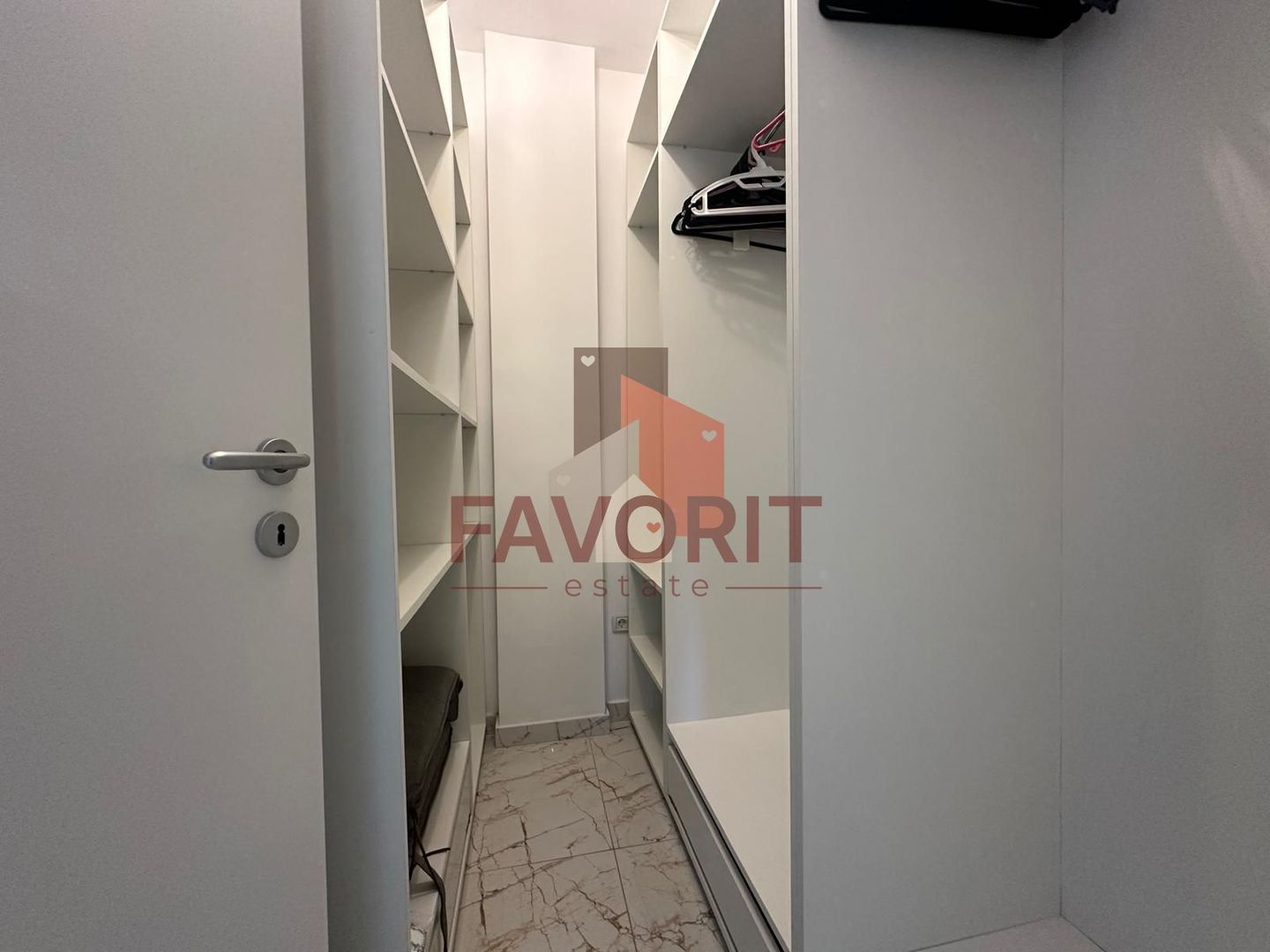 2 camere | etaj 2 | centrala proprie | loc de parcare acoperit | complet utilat - Poză 8
