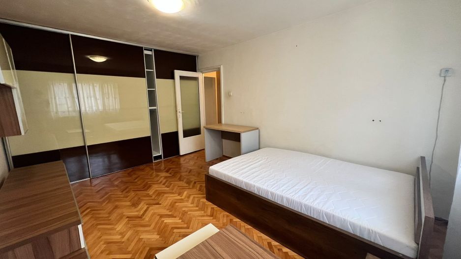 Apartament cu 3 dormitoare | 70 mp | FSEGA | Parcare - Poză 2