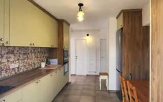 Exclusivitate - Zona Carpatilor, apartament decomandat, insorit, loc de parcare - Poză 4